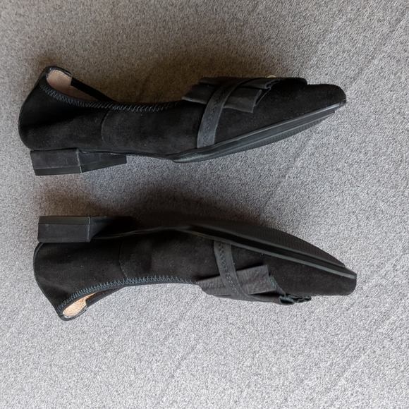 Hispanitas Size 37 (US 6.5) Black Suede Pointed Toe Flat Shoes - Picture 3 of 8